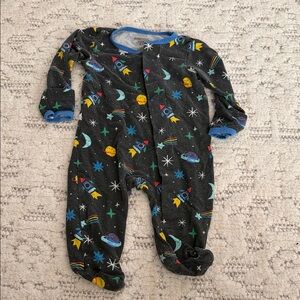 Magnetic Me Black Space-Themed Kids Footie 0-3 months Modal